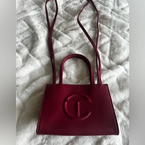 Telfar Women's Red Handbag - Picture 3 of 8